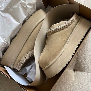 Ugg TAZZ platform slippers in mustard seed